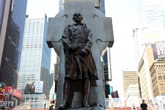 New York City Times Square 07 Chaplain Francis P. Duffy of New Yorks Fighting 69th Infantry Regiment Sculpted by Charles Keck At Duffy Square